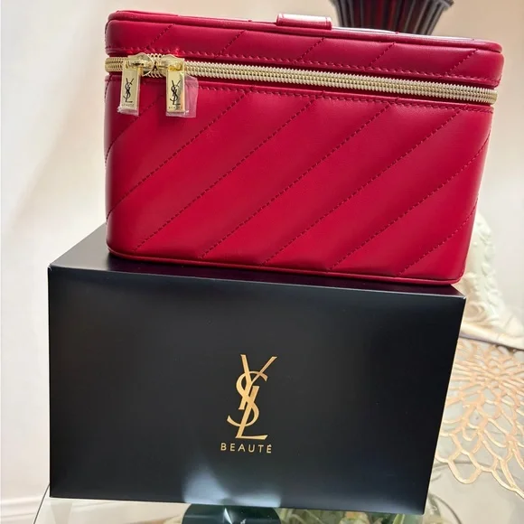 Yves Saint Laurent Quilted Red Cosmetic Case with Gold Hardware - Picture 1 of 13